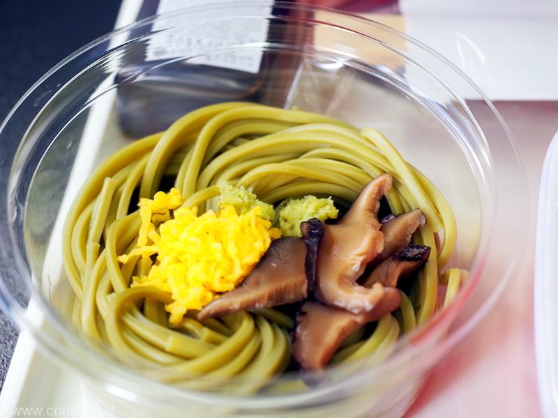 日本航空 JL26 香港 - 羽田 プレミアムエコノミークラス機内食