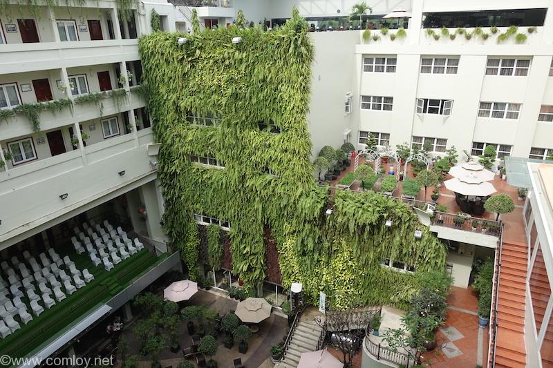 REX HOTEL