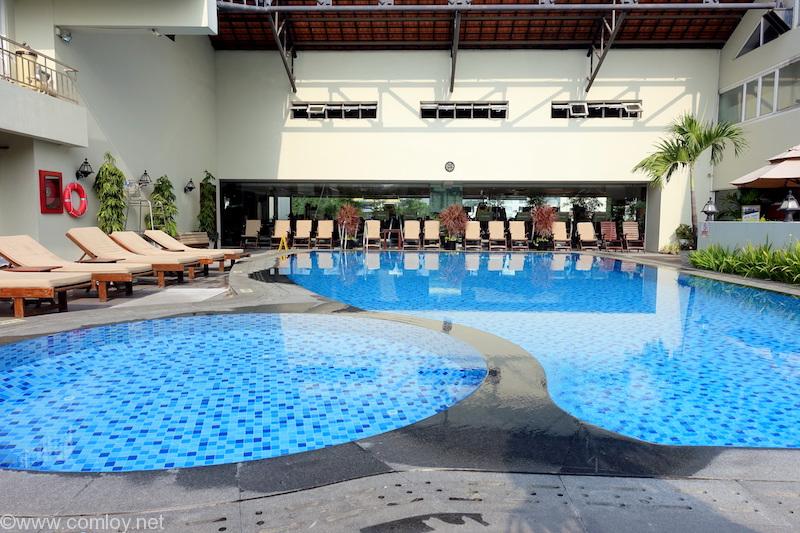 REX HOTEL